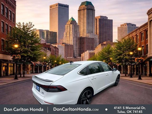 Certified Used 2025 Platinum White Honda Sport image 4