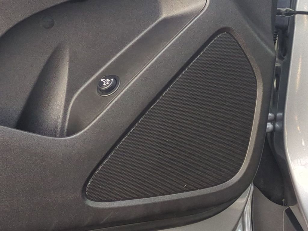 Used 2024 Sterling Gray Metallic Chevrolet LT image 26