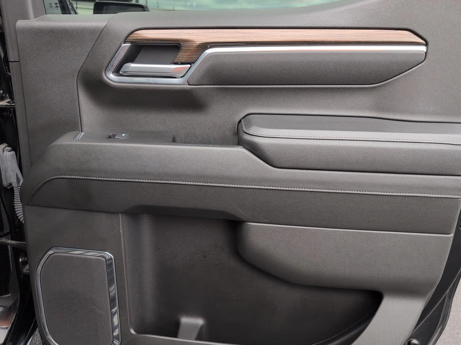 Used 2025 Black Chevrolet LT Trail Boss image 38