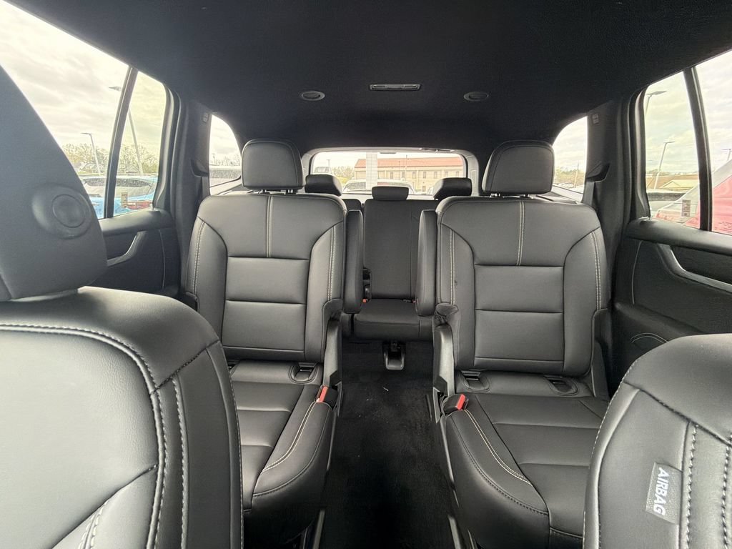 New 2026 Crystal Metallic GMC Elevation image 28