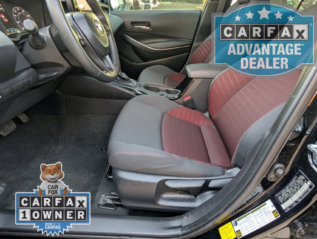 Used 2025  Toyota SE image 13