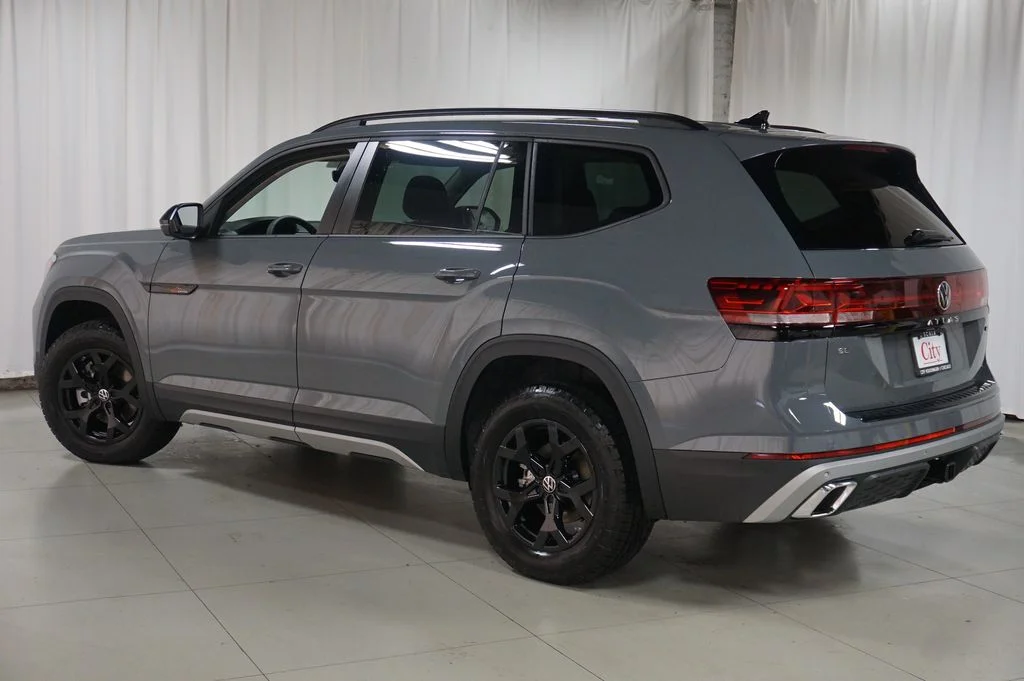 New 2026 Pure Gray Volkswagen Peak Edition image 8
