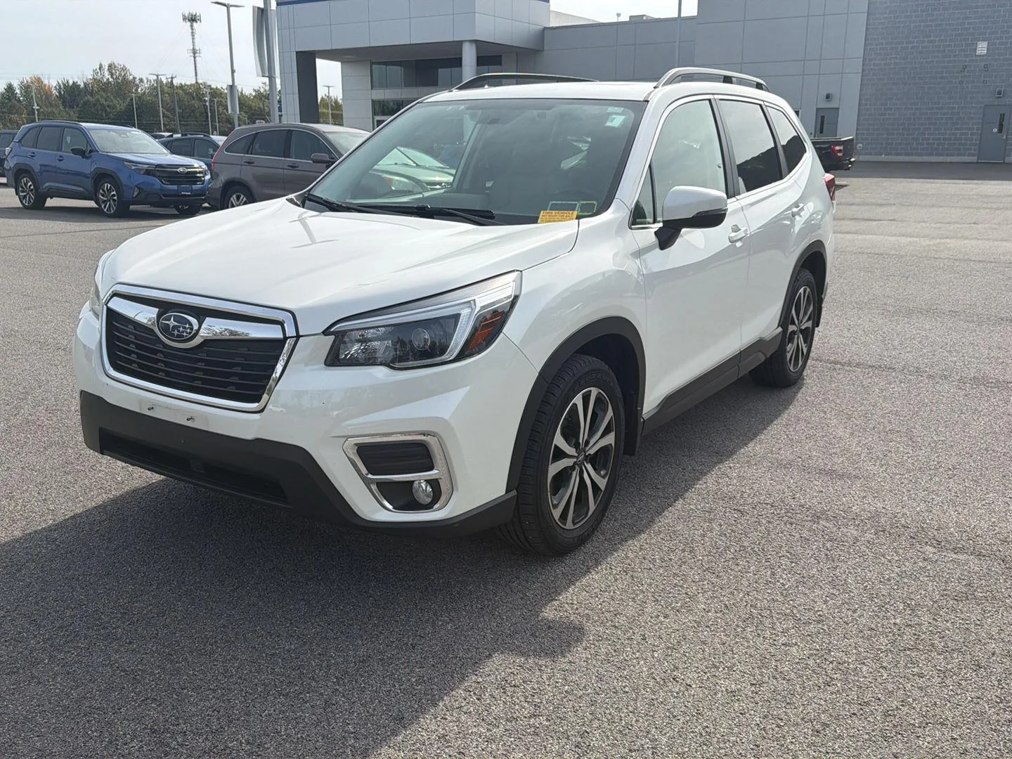 Used 2021 Crystal White Pearl Subaru Limited image 7