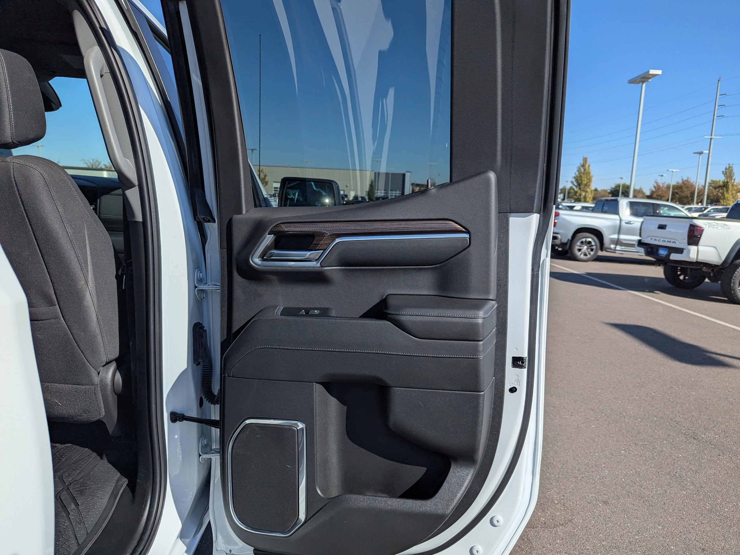 2024 Chevrolet Silverado 1500 RST - Photo 38