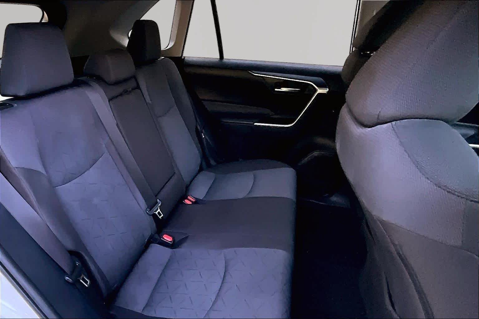 Used 2025 Ice Cap Toyota XLE image 20