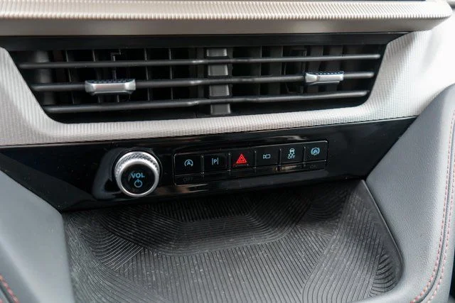 2025 Ford Explorer Active - Photo 26