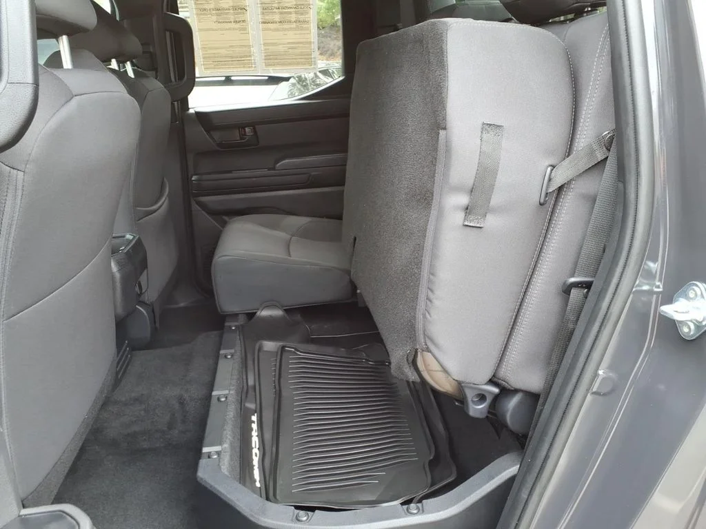 Used 2026  Toyota SR5 image 13