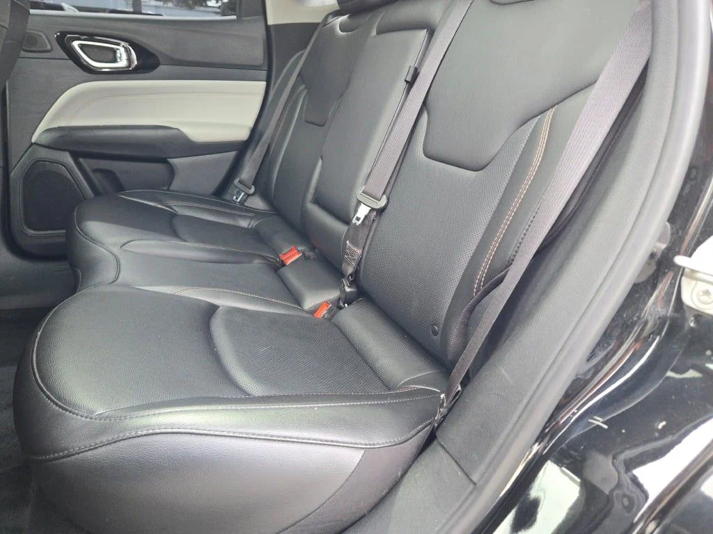 Used 2022 Black Jeep Limited image 18