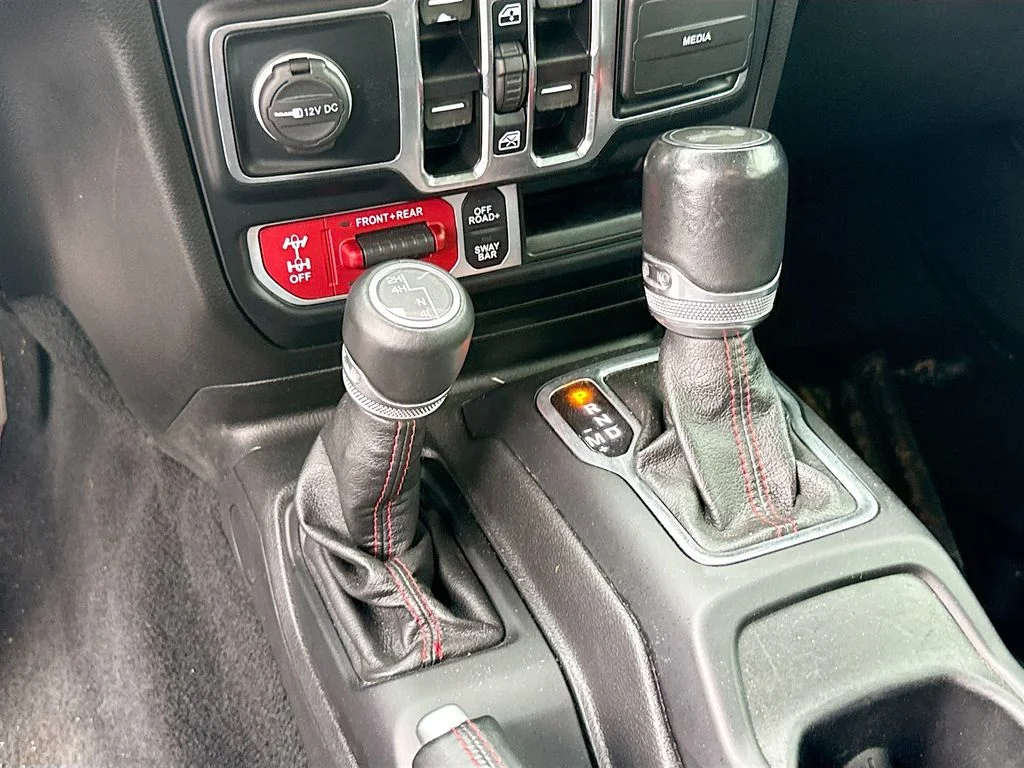 Used 2022 Blue Jeep Unlimited Rubicon image 18
