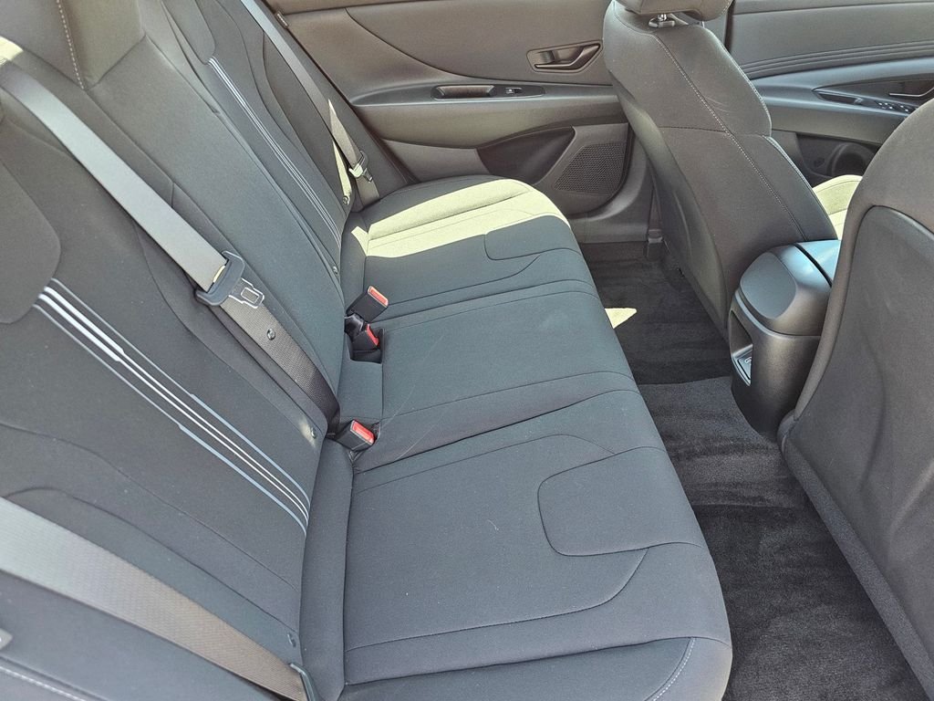 2026 Hyundai Elantra SEL Sport - Photo 15