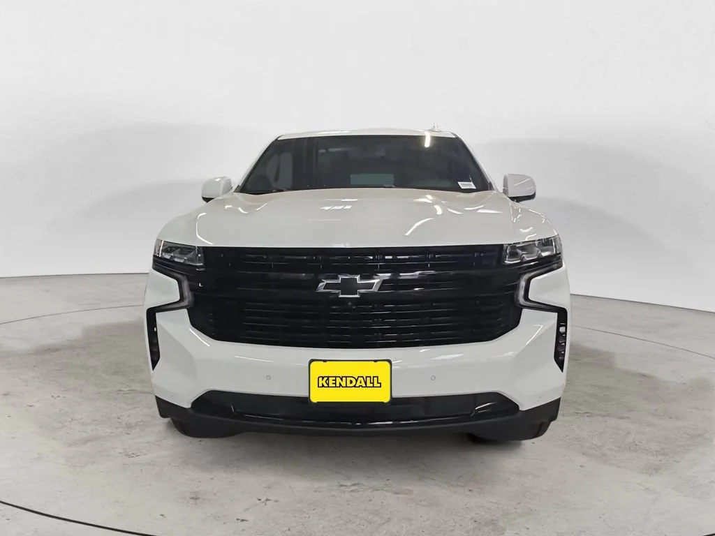 Used 2023 Summit White Chevrolet RST image 2