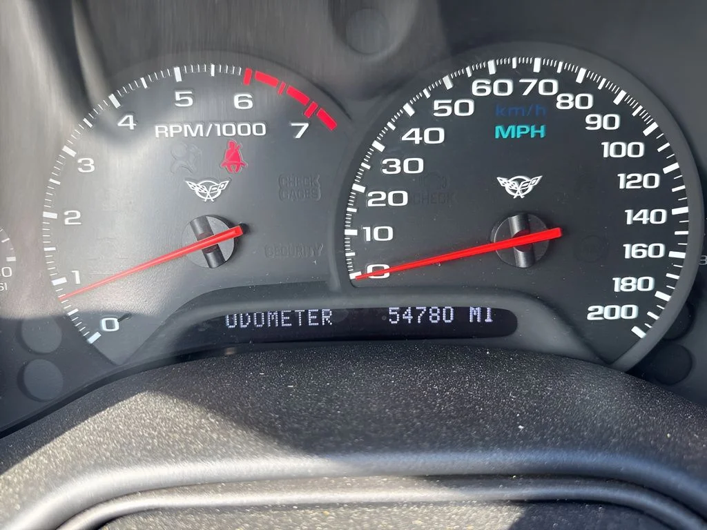 Used 1998 Red Chevrolet Base image 15