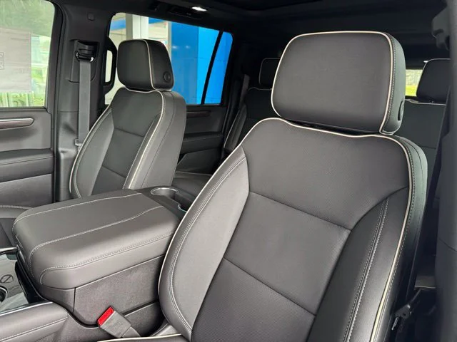 2026 Chevrolet Suburban Premier - Photo 15