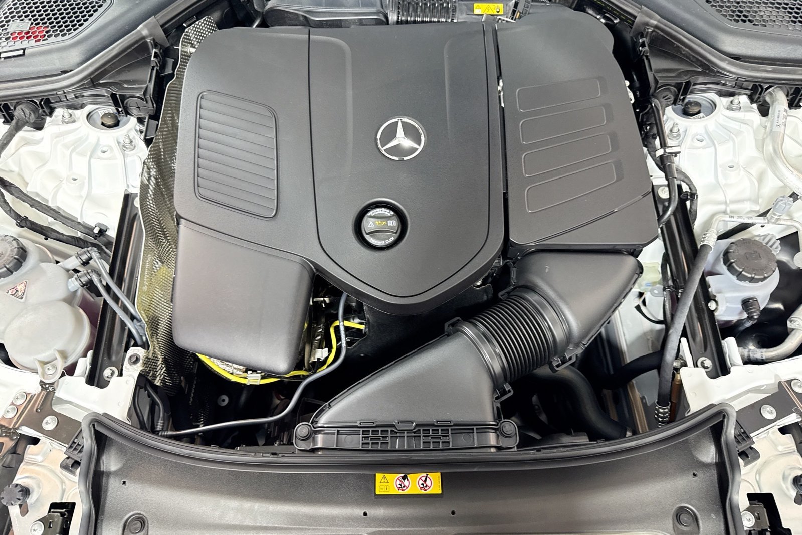 New 2026 Polar White Mercedes-Benz E 350 image 28