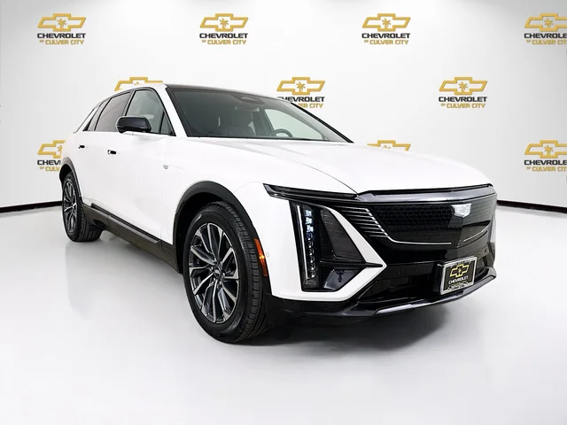 2025 Cadillac LYRIQ Sport 1
