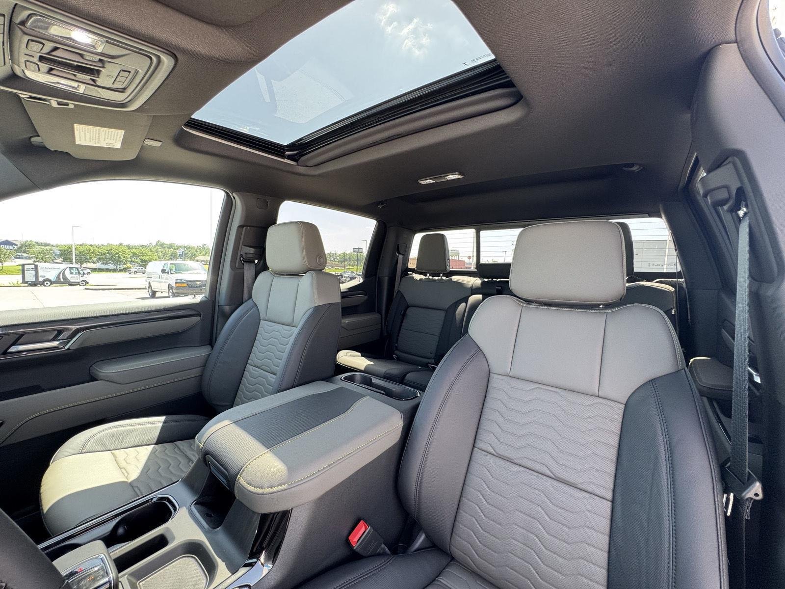 2026 Chevrolet Silverado 1500 ZR2 - Photo 37