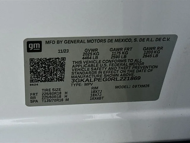Certified Used 2024 White GMC SLT image 27