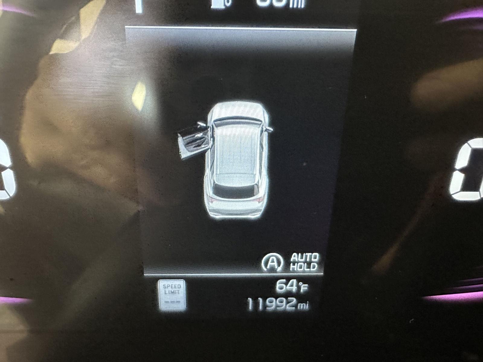Used 2025 Wolf Gray Kia X-Line image 17