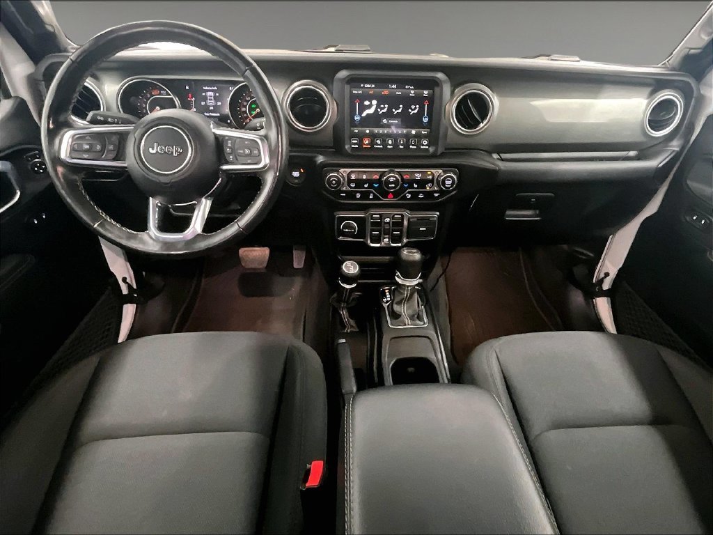 Used 2023 White Jeep Sahara image 21