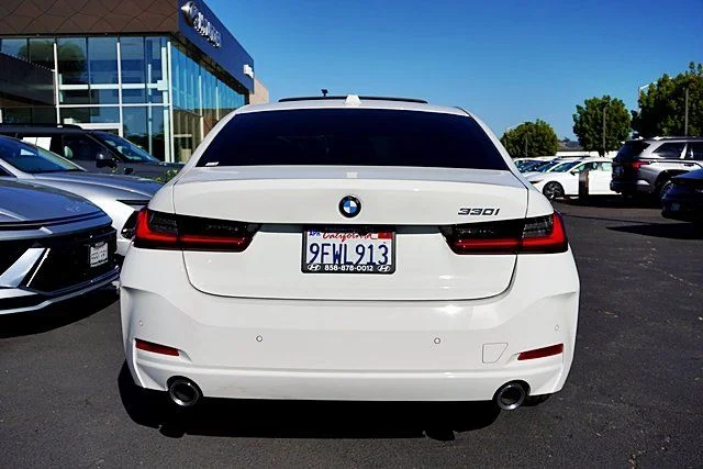 Used 2023 White BMW 330i image 8