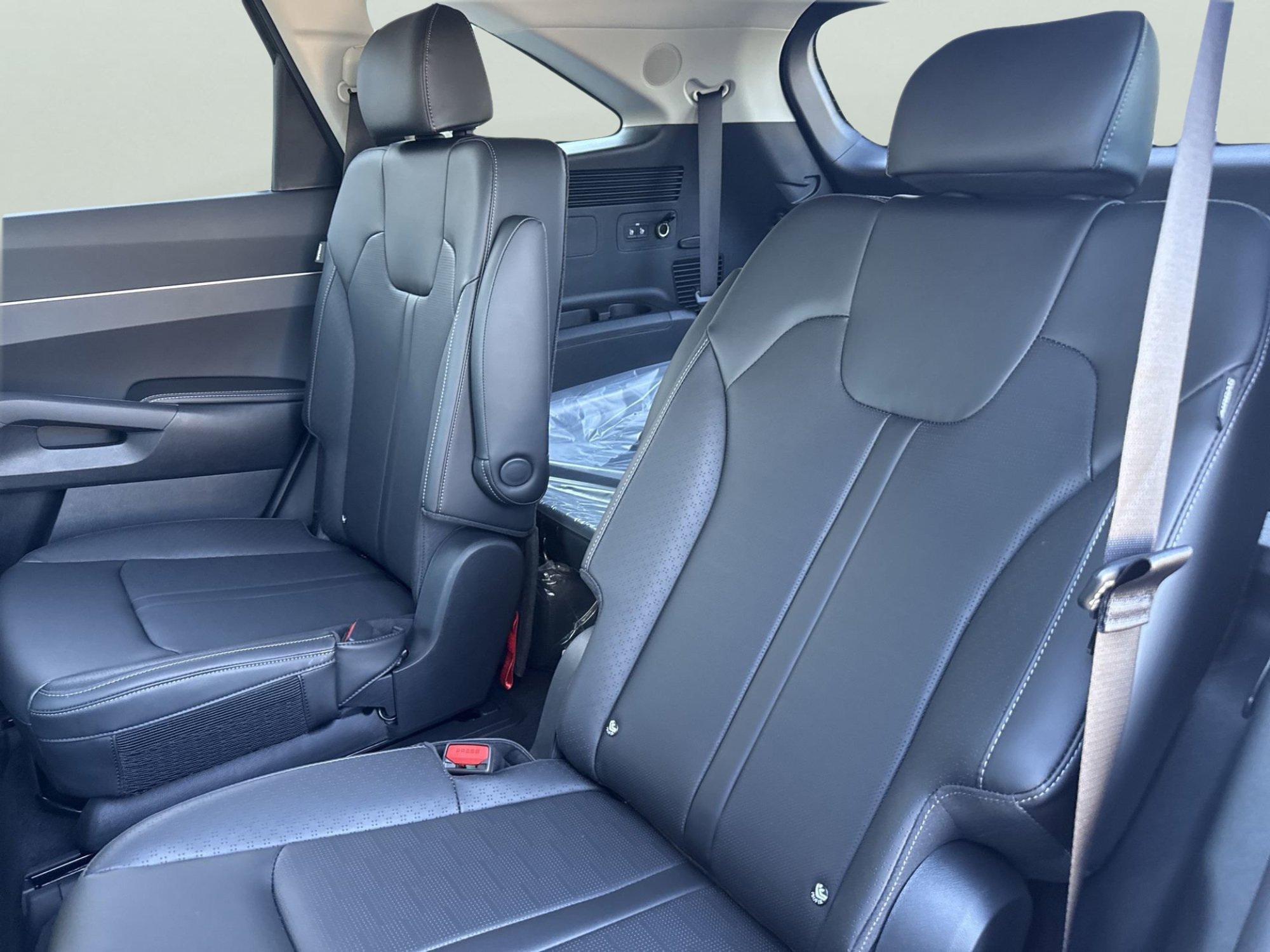 2026 Kia Sorento X-Line EX - Photo 13
