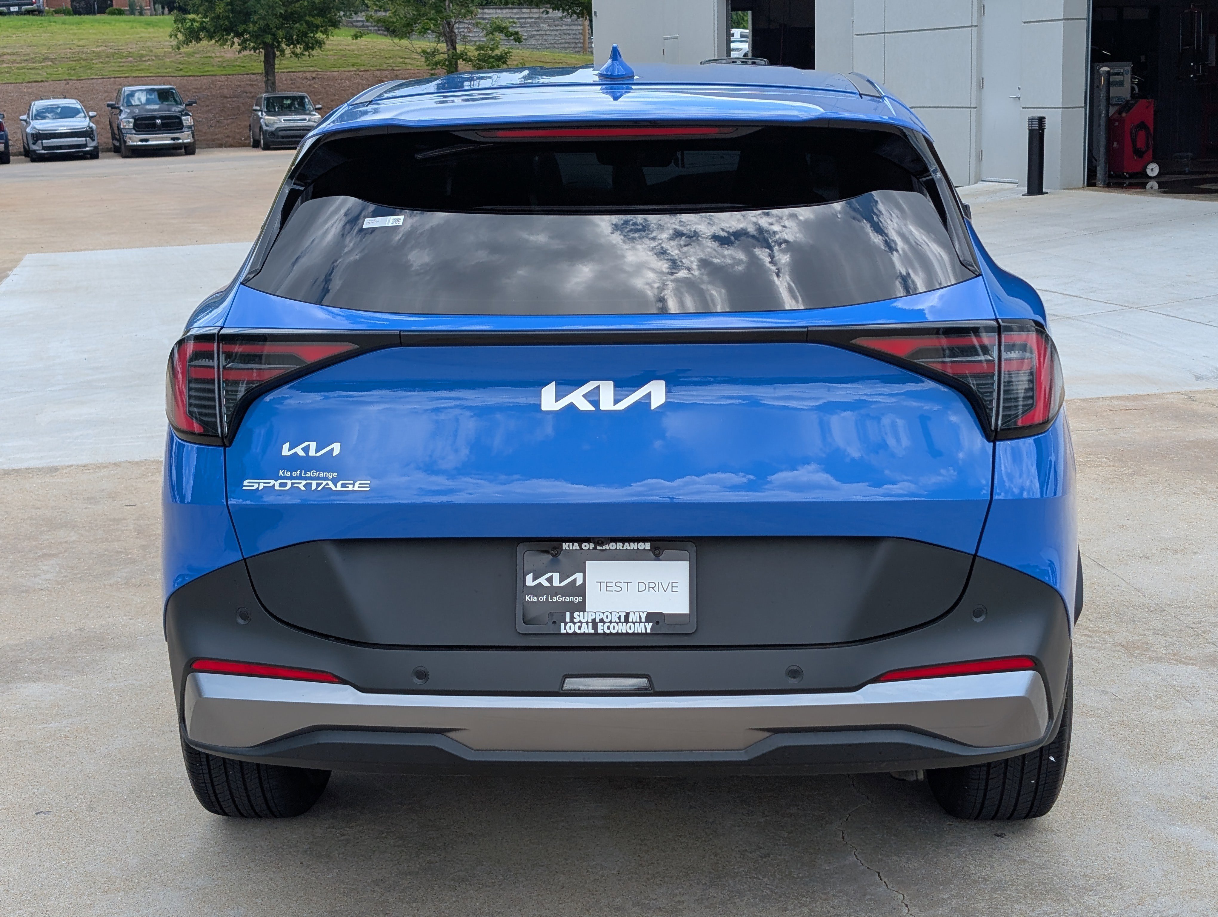 Used 2026 Nebular Blue Kia EX image 9