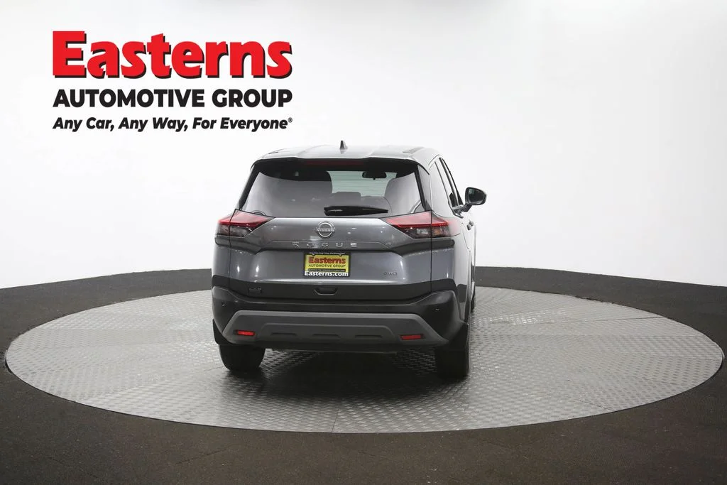 Used 2023 Gray Nissan S image 37