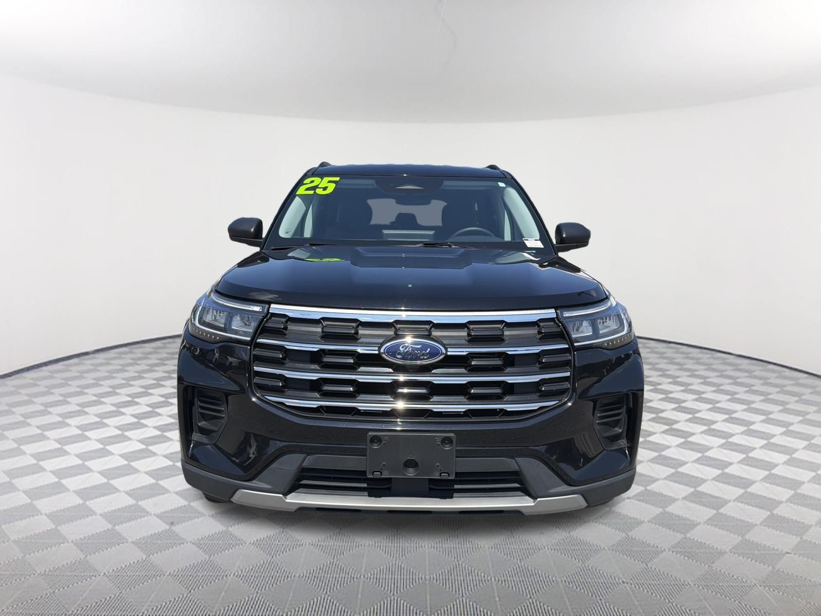 Used 2025 Black Metallic Ford Active image 2