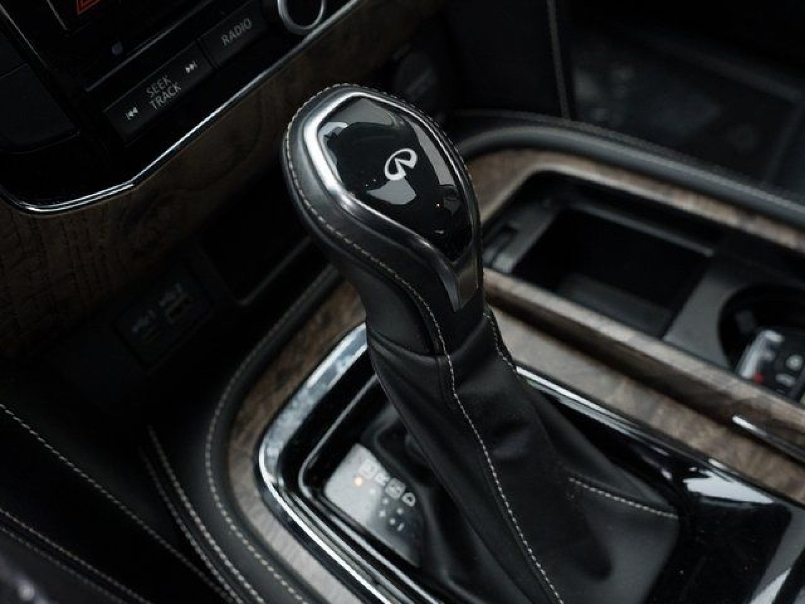 2021 INFINITI QX80 PREMIUM SELECT 4WD - Photo 27