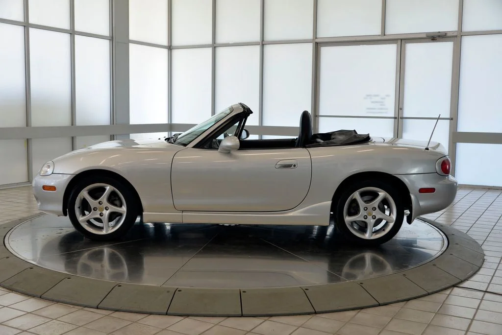 Used 2003 Silver Mazda Base image 5
