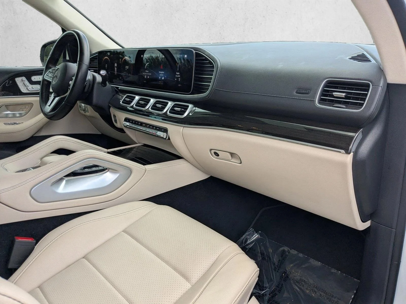 Used 2023 Polar White Mercedes-Benz GLS 450 image 21