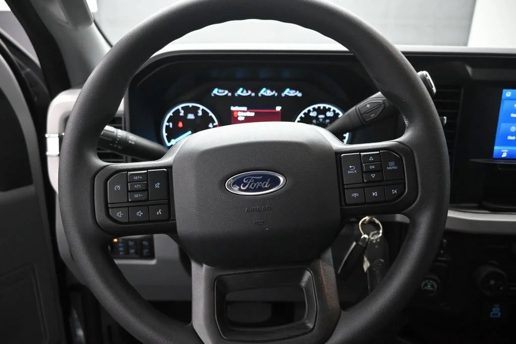 New 2026 Oxford White Ford XLT image 18