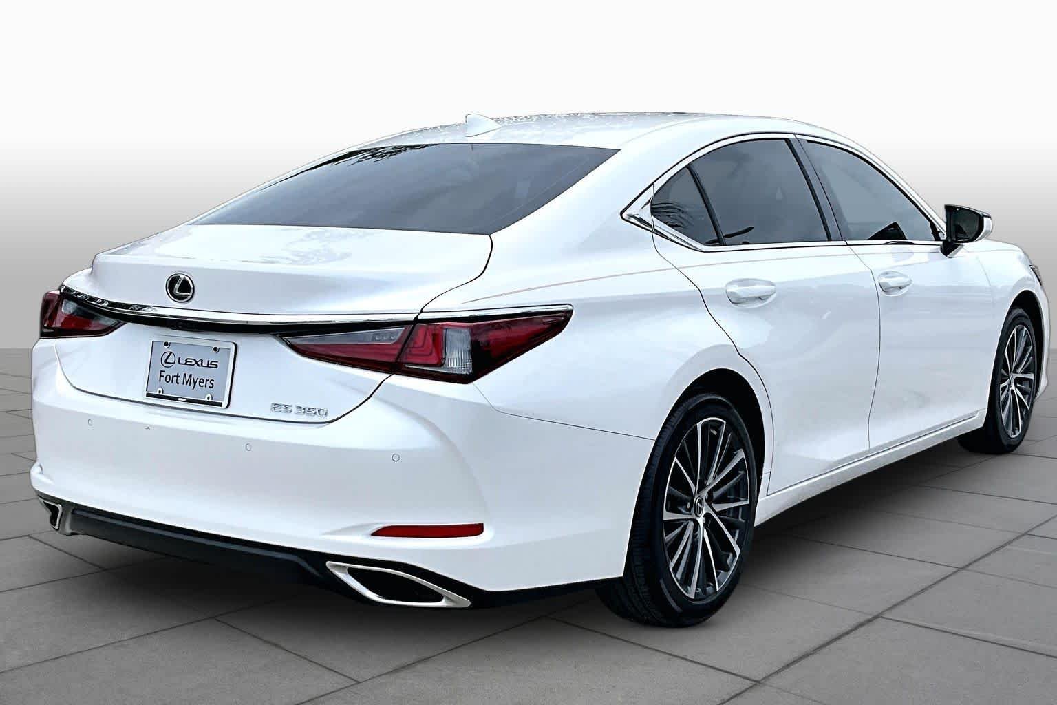 Used 2023 Eminent White Pearl Lexus  image 13