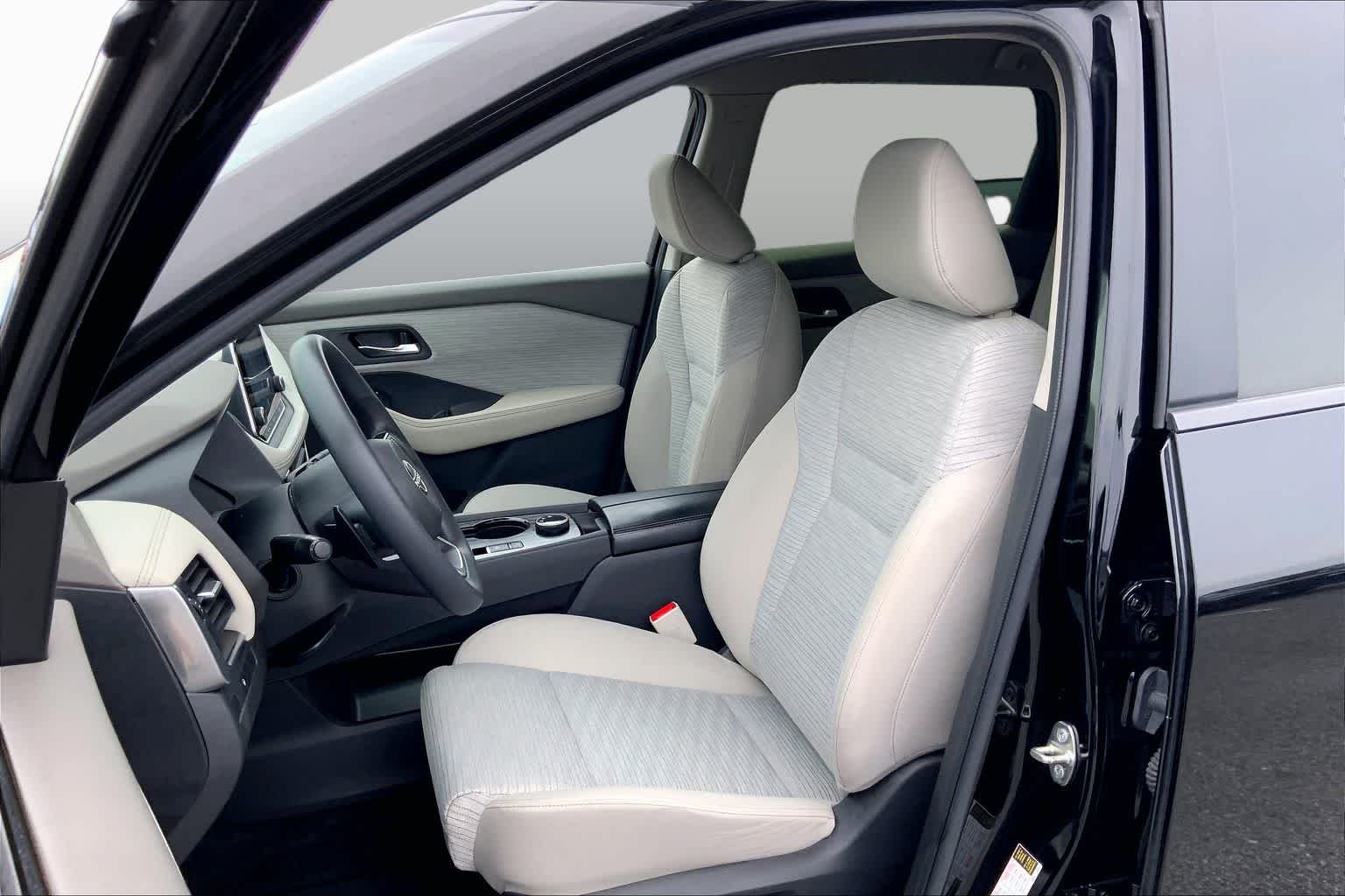 Used 2023 Black Nissan SV image 8