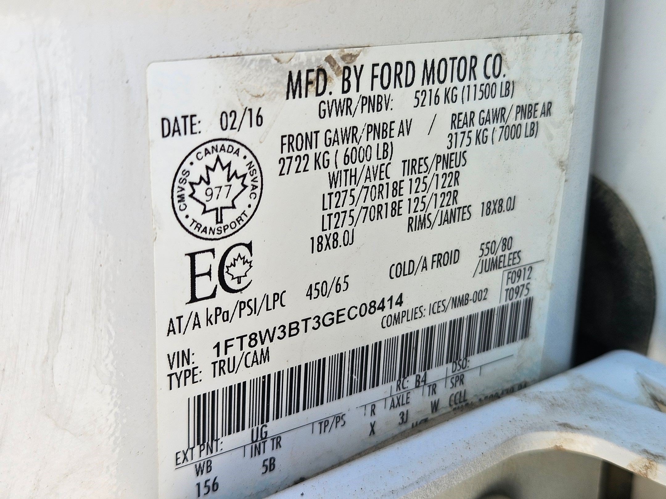 Used 2016 White Ford Lariat image 35