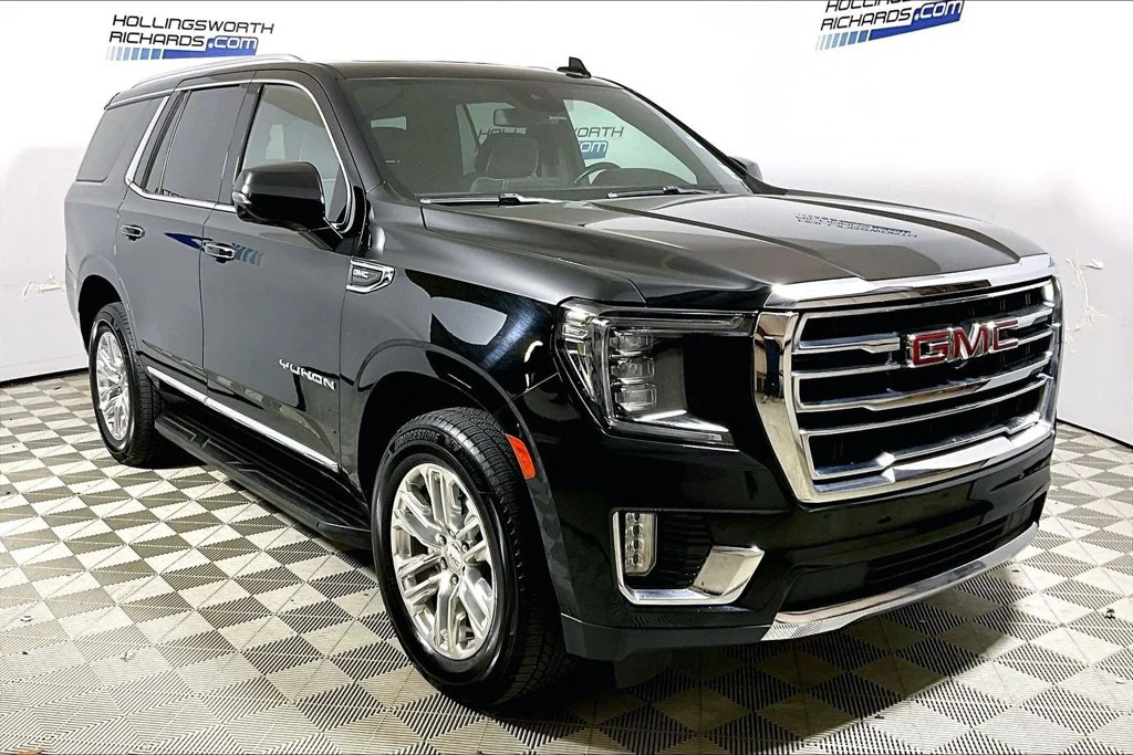 Certified Used 2023 Onyx Black GMC SLT image 3