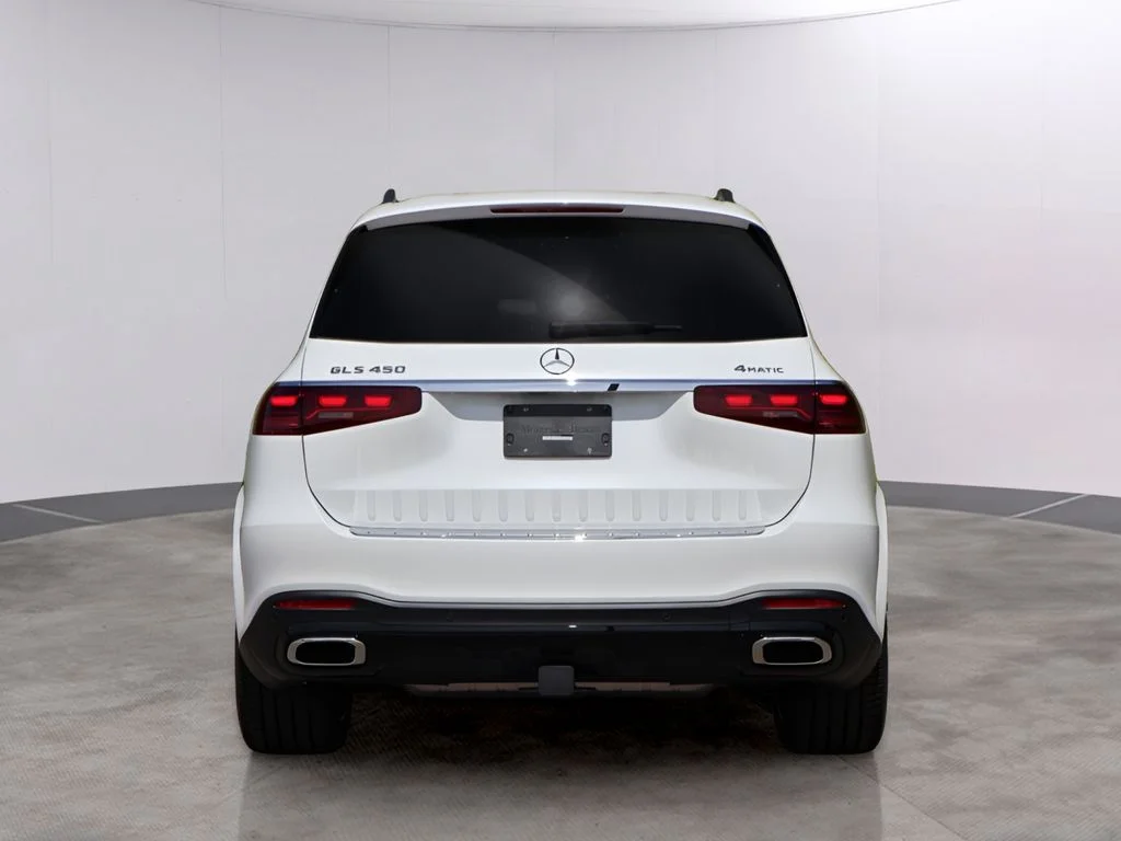 New 2026 MANUFAKTUR Moonlight White Metallic Mercedes-Benz GLS 450 image 6
