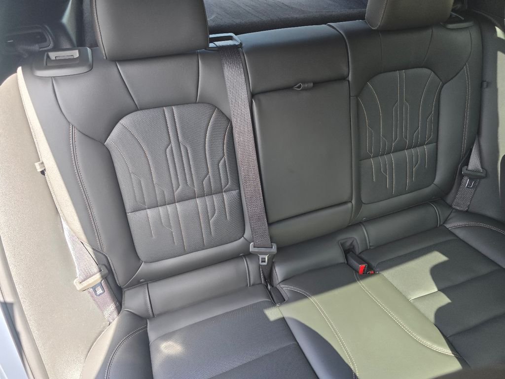 Used 2024 White Buick Avenir image 28