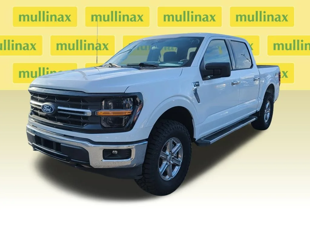 Used 2025 White Ford XLT image 2