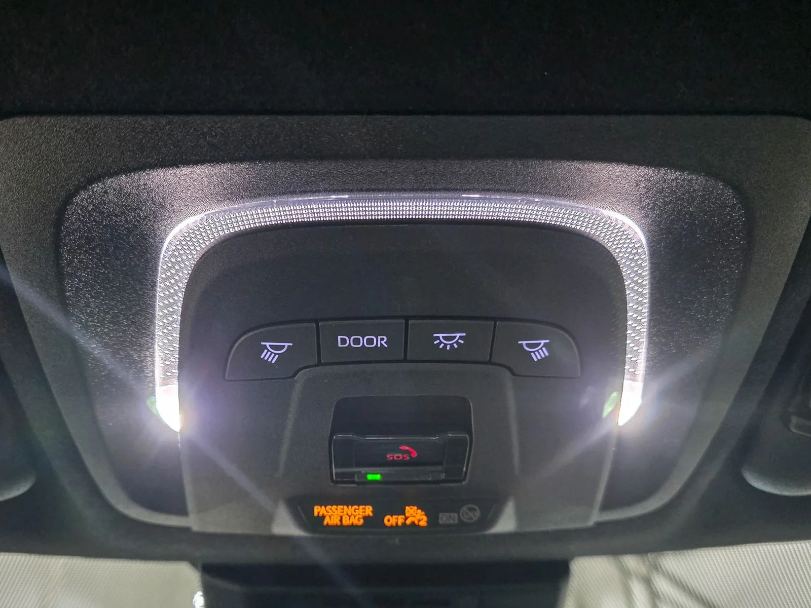 2026 Toyota Corolla Hatchback XSE - Photo 30