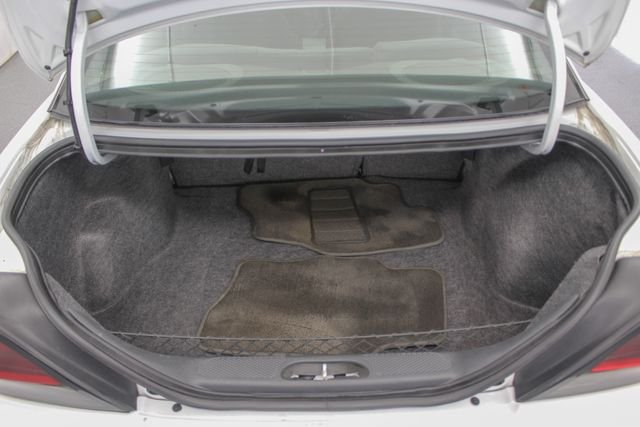Used 2001 White Pontiac GT image 11