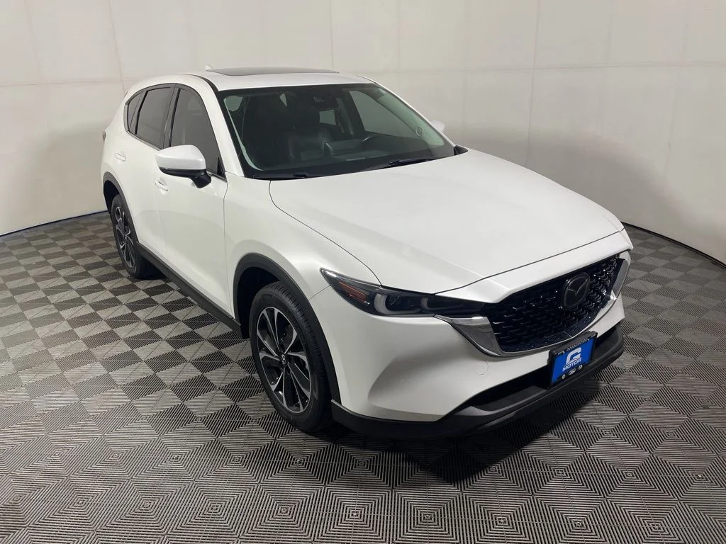 2023 Mazda CX-5 S Premium package Auto AWD's photo