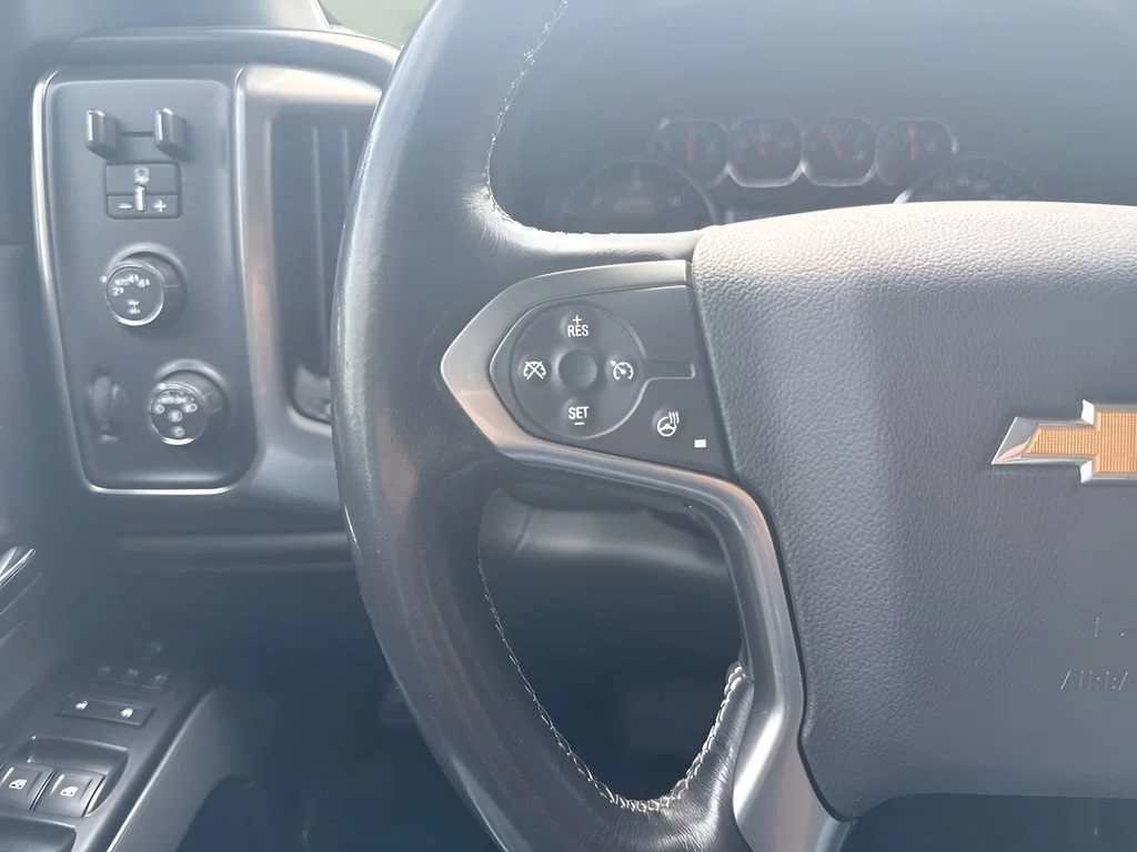Used 2018 SUMMIT WHITE Chevrolet LTZ image 15