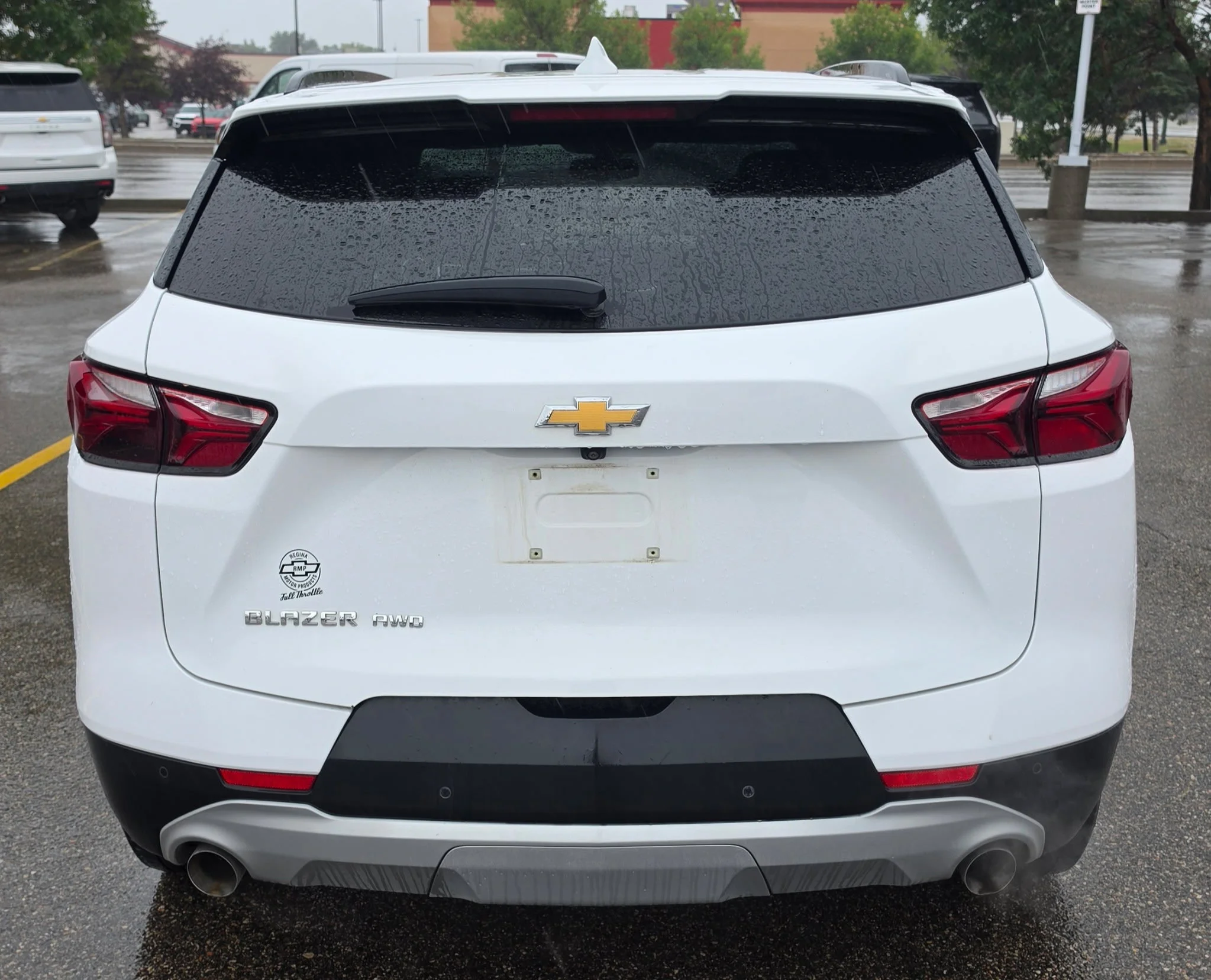 Used 2020 White Chevrolet LT AWD image 4