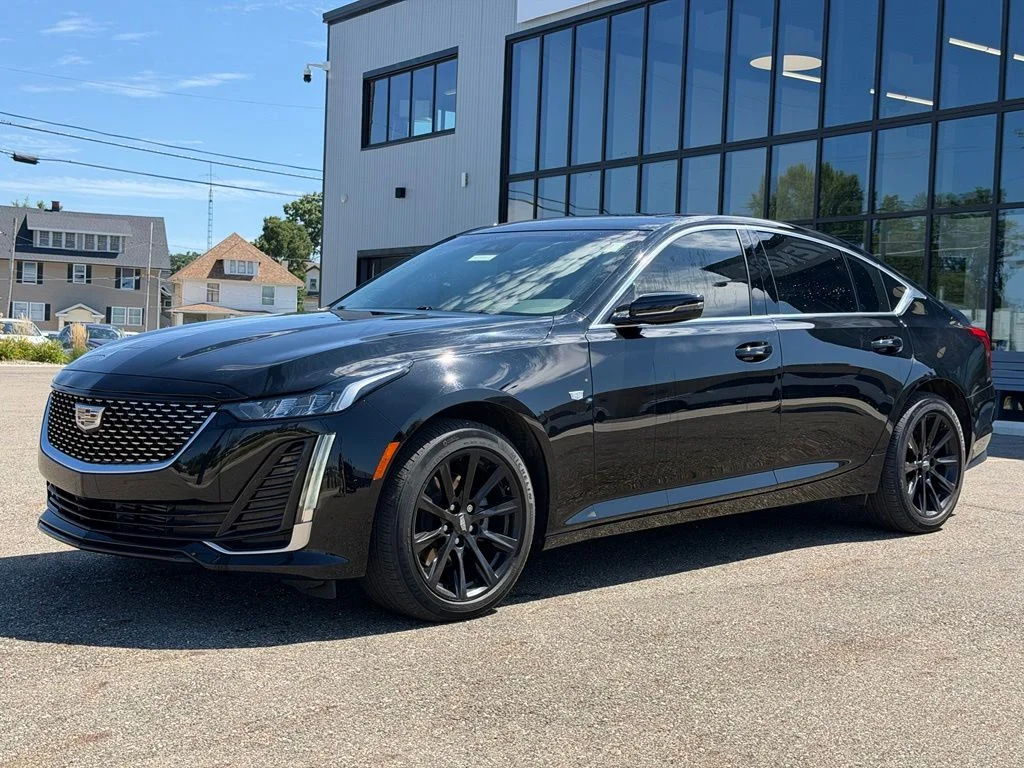 2023 Cadillac CT5 Luxury AWD photo