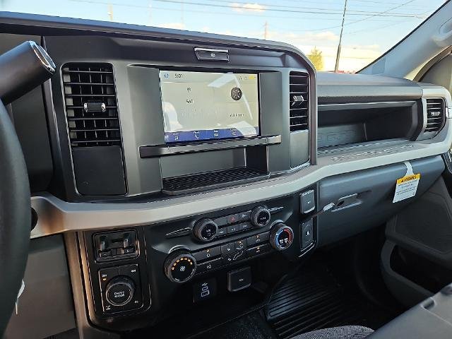 New 2027 Oxford White Ford F-350® XL image 49