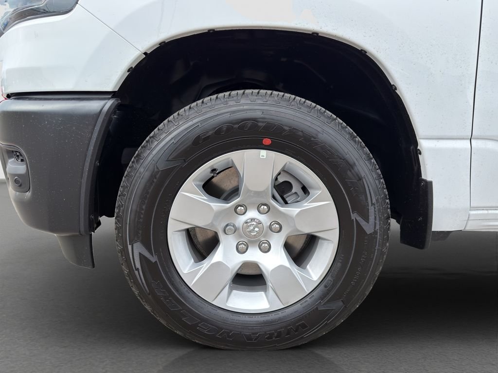 New 2026 Bright White Clearcoat RAM Tradesman image 20