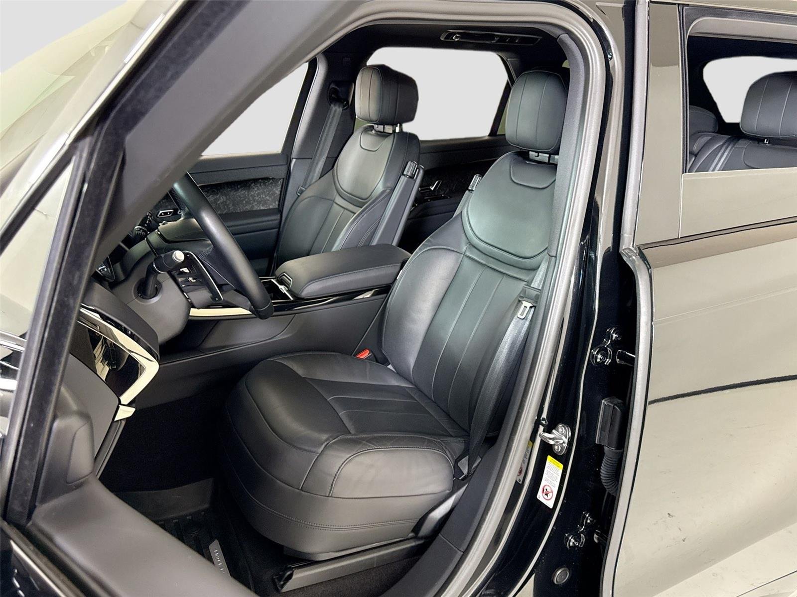 Used 2024 Santorini Black Metallic Land Rover Dynamic SE | One Owner image 14