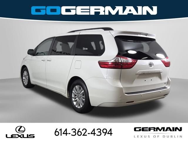 Used 2017 White Toyota XLE image 9
