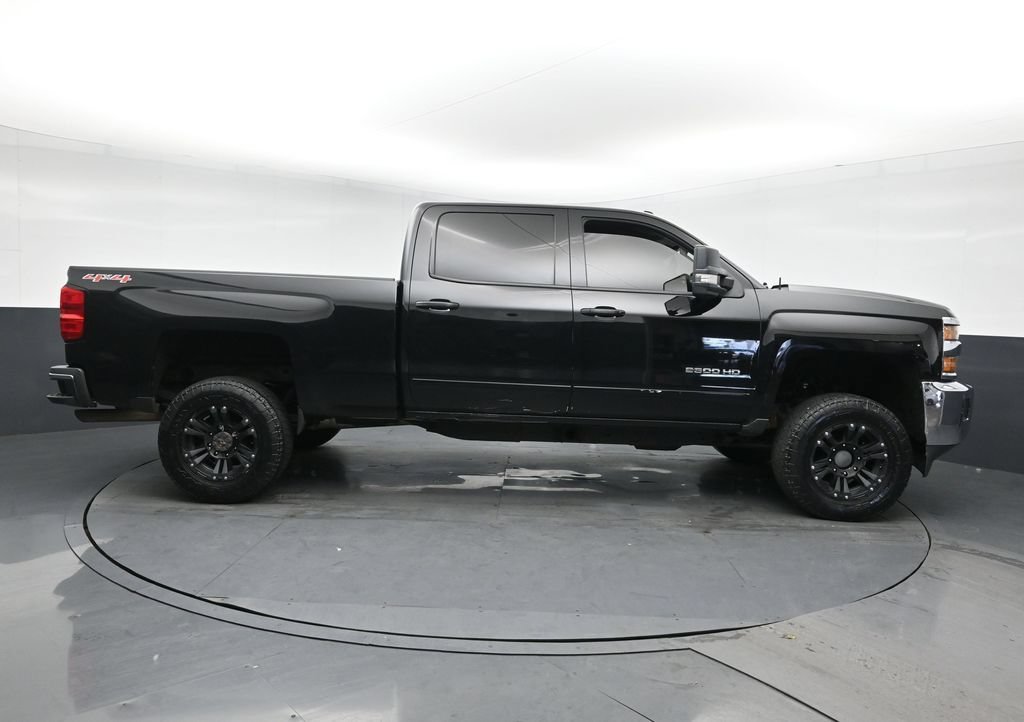 Used 2015 Black Chevrolet LT image 4